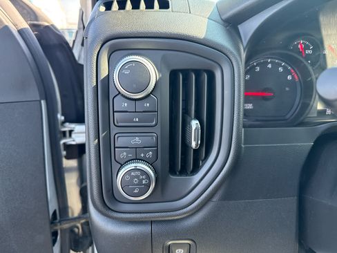 Used 2020 GMC Sierra 2500 4x4 Crew Cab w/ Convenience Package image 15