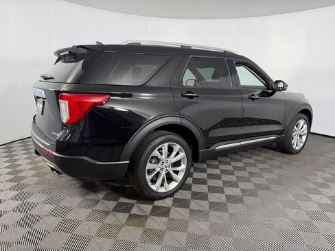 Used 2023 Ford Explorer Platinum w/ Technology Package AWD/4WD image 7