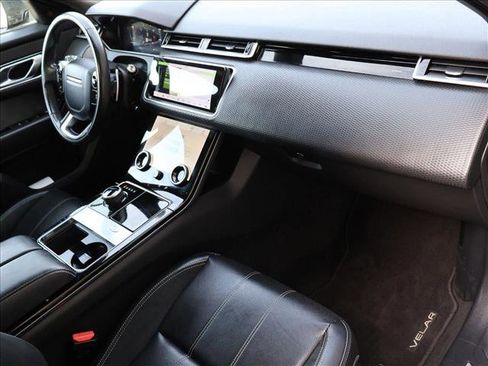 Used 2020 Land Rover Range Rover Velar R-Dynamic S AWD/4WD image 30
