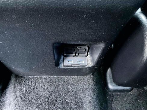 Used 2023 Toyota 4Runner Limited AWD/4WD image 30
