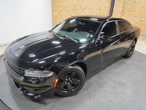 Used 2021 Dodge Charger Police RWD image 2