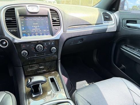 Used 2014 Chrysler 300 C AWD/4WD image 13