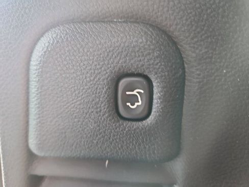 Used 2016 Jeep Grand Cherokee High Altitude image 24