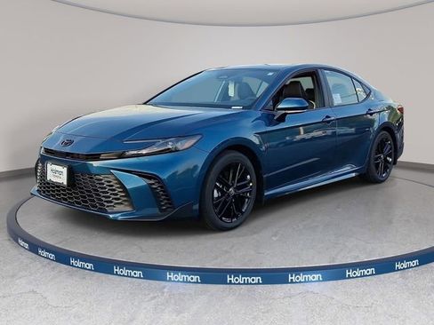 New 2026 Toyota Camry SE FWD image 1
