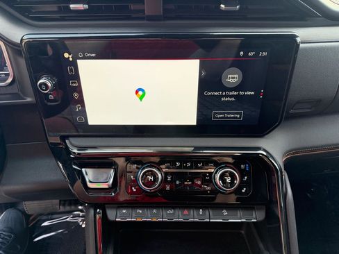 Used 2023 GMC Sierra 1500 AT4 w/ AT4 Premium Package image 33