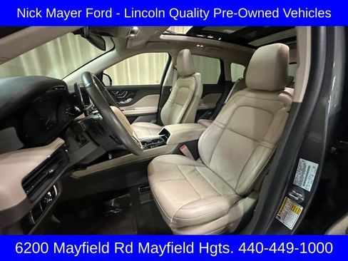 Used 2022 Lincoln Corsair AWD w/ Premium Package image 10