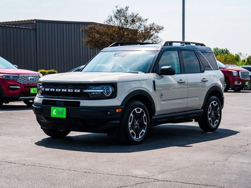 Used 2024 Ford Bronco Sport Outer Banks w/ Tech Package AWD/4WD image 7