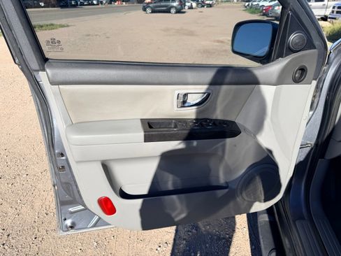 Used 2008 Kia Sorento EX w/ Luxury Pkg image 8