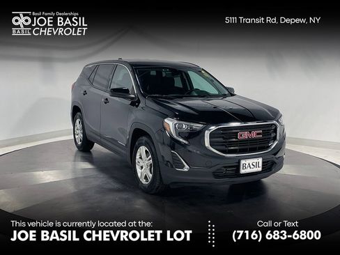 Used 2018 GMC Terrain SLE image 1