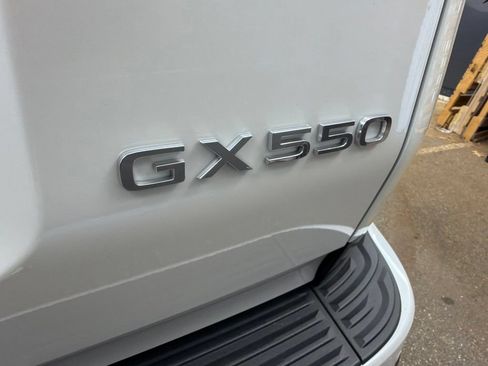 Used 2025 Lexus GX 550 w/ Cold Area Package AWD/4WD image 24