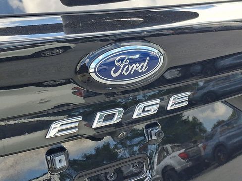 Used 2024 Ford Edge SEL AWD/4WD image 29