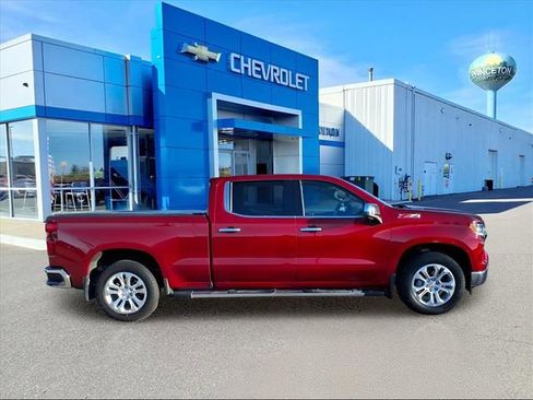 Used 2023 Chevrolet Silverado 1500 LTZ w/ Technology Package image 2