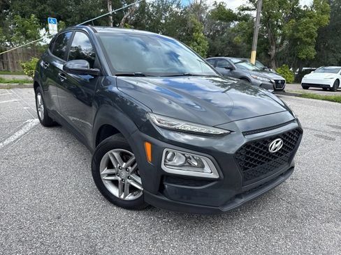 Used 2021 Hyundai Kona SE FWD image 4