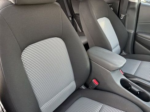 Certified 2022 Hyundai Kona SE image 24