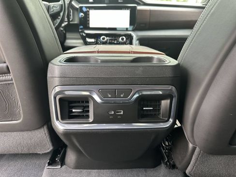 Certified 2024 GMC Sierra 2500 Denali Ultimate AWD/4WD image 22