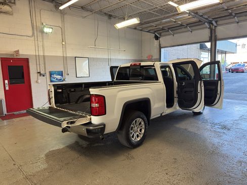Used 2016 GMC Sierra 1500 SLE w/ SLE Value Package AWD/4WD image 14