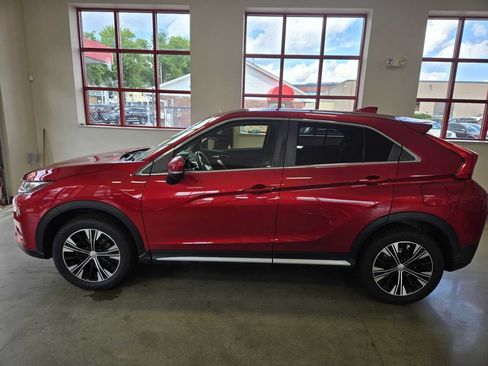 Used 2019 Mitsubishi Eclipse Cross SE AWD/4WD image 3