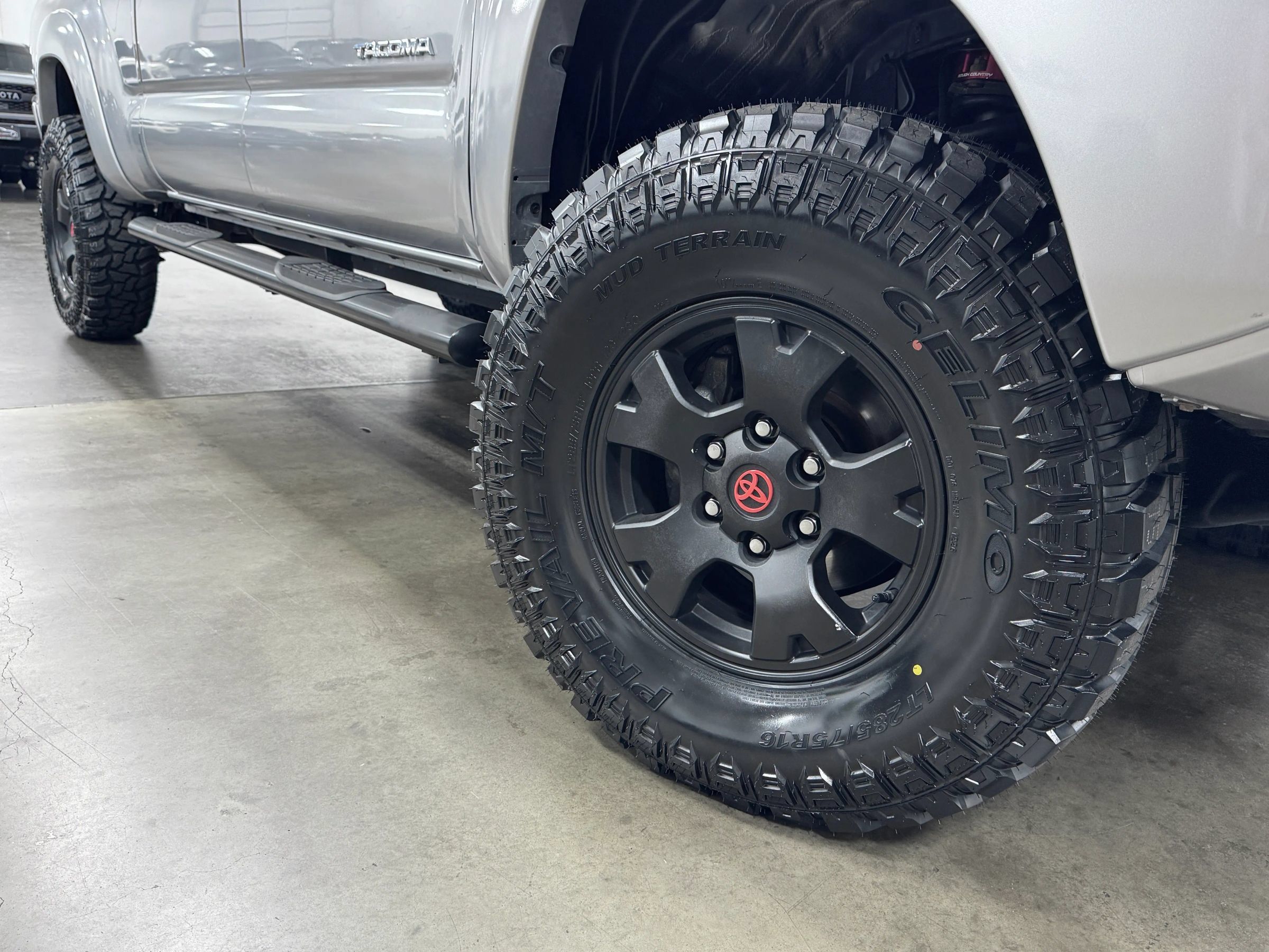 Used 2015 Toyota Tacoma 4x4 Double Cab w/ SR5 Package image 3