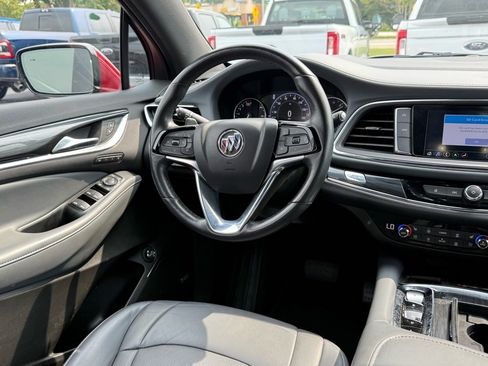 Used 2024 Buick Enclave Premium image 12