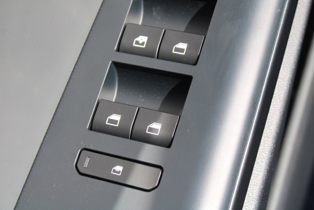 New 2026 Kia K4 FWD image 19