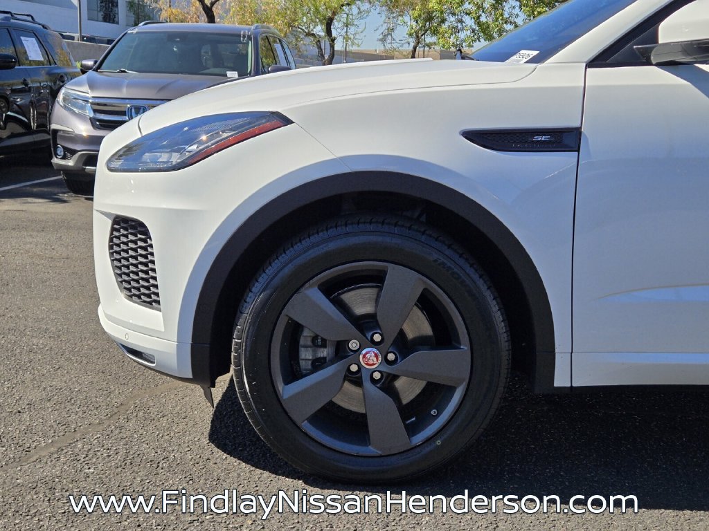 Used 2018 Jaguar E-PACE R-Dynamic SE AWD/4WD image 9