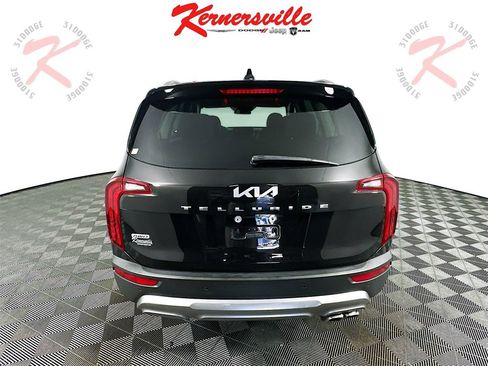 Used 2022 Kia Telluride S image 6