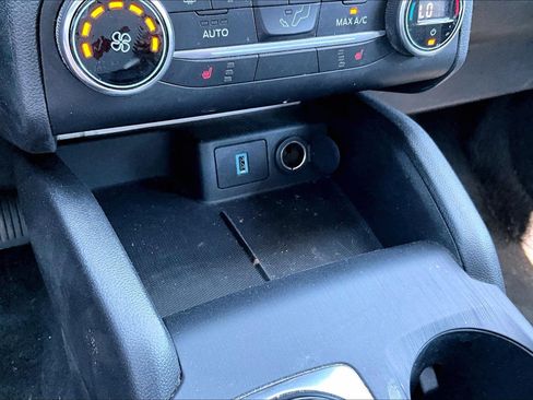 Used 2020 Ford Escape SE FWD image 23