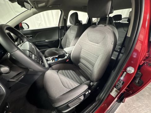 Certified 2025 Kia K4 EX image 16