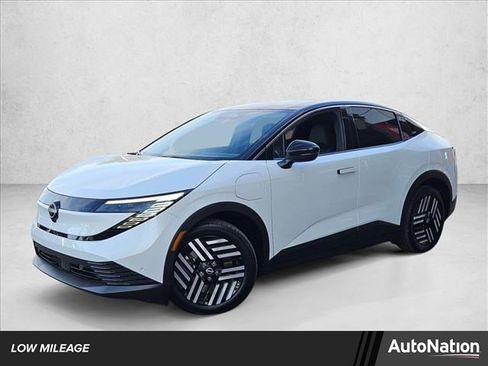 Used 2026 Nissan Leaf SV+ w/ Floor Mat Package (SV+) image 1