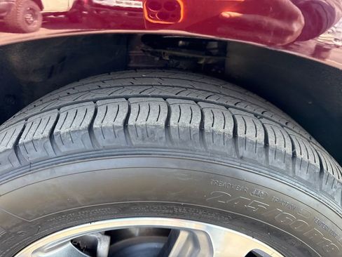 Used 2024 Ford Edge SEL w/ Convenience Package image 23