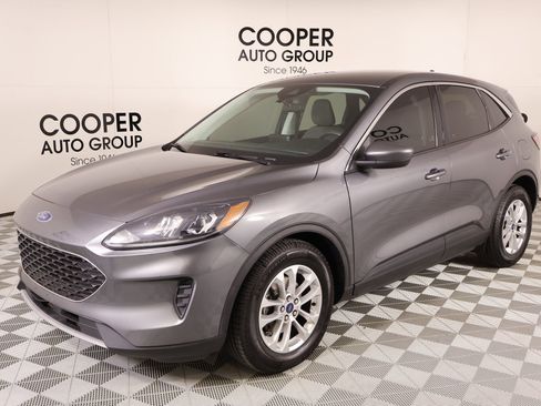 Used 2021 Ford Escape SE image 9