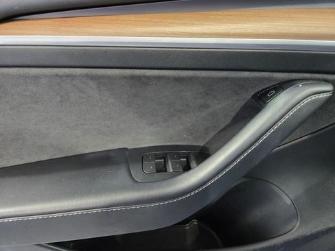 Used 2023 Tesla Model 3 Standard Range RWD image 13