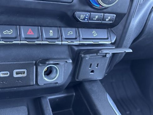 Used 2020 GMC Sierra 3500 Denali w/ Denali Ultimate Package image 44