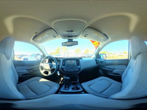 Used 2018 Chevrolet Colorado W/T w/ Custom Special Edition image 30