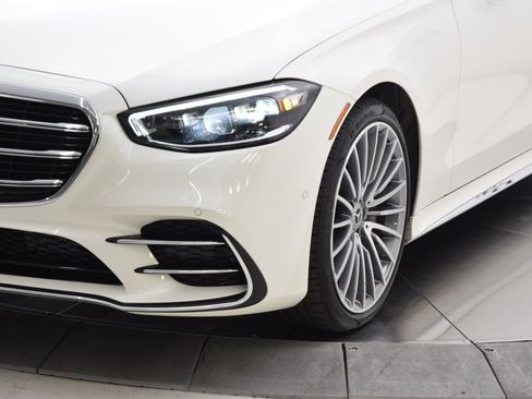 Certified 2022 Mercedes-Benz S 500 4MATIC image 11
