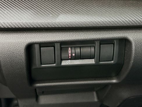 Used 2024 Subaru Crosstrek 2.5i Sport image 17