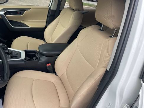 Used 2020 Toyota RAV4 LE w/ All Weather Liner Package AWD/4WD image 11