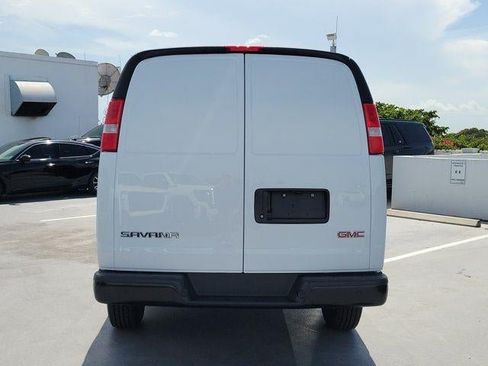 Used 2025 GMC Savana 2500 w/ Driver Convenience Package RWD image 5
