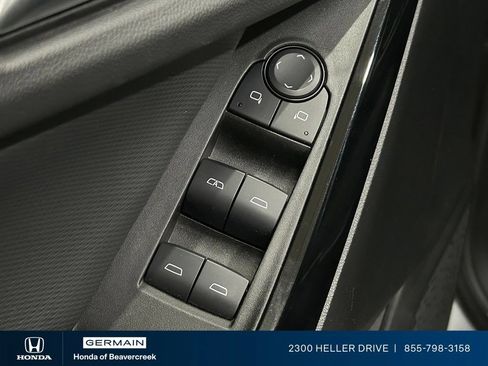 Used 2025 Chevrolet Equinox LT AWD/4WD image 18