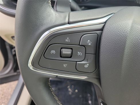 Used 2023 Buick Envision Preferred image 23