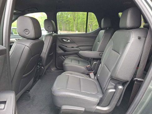 Used 2023 Chevrolet Traverse LT w/ LPO, Roadside Safety Package AWD/4WD image 11