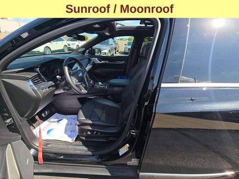 Used 2024 Cadillac XT5 Premium Luxury w/ LPO, Floor Liner Package AWD/4WD image 5