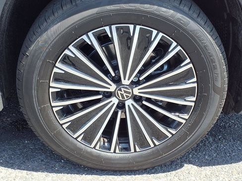 New 2026 Volkswagen Tiguan S image 6