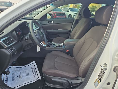 Used 2020 Kia Optima LX FWD image 23