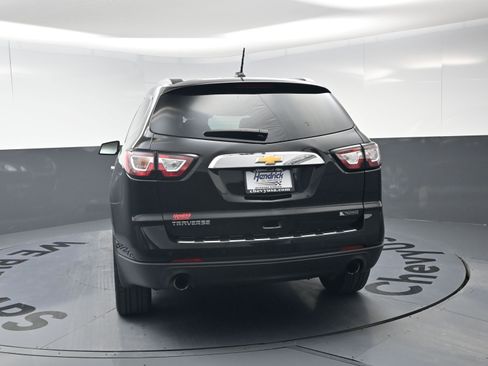 Used 2017 Chevrolet Traverse Premier image 8