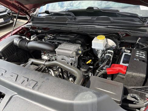 Used 2023 RAM 1500 Laramie AWD/4WD image 29