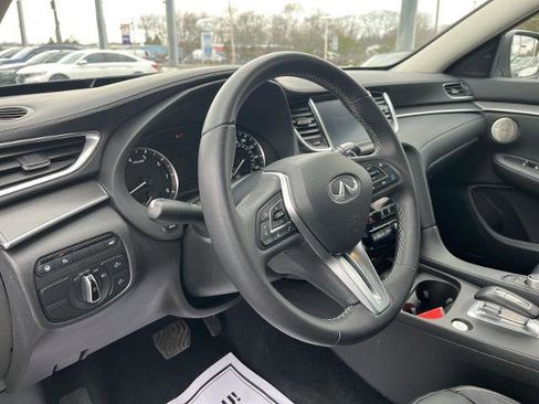 Certified 2023 INFINITI QX50 Luxe AWD/4WD image 11