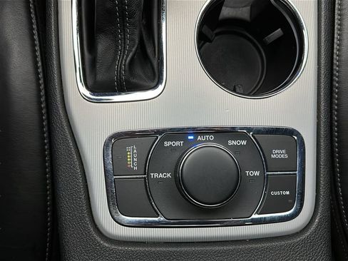 Used 2020 Jeep Grand Cherokee SRT AWD/4WD image 33