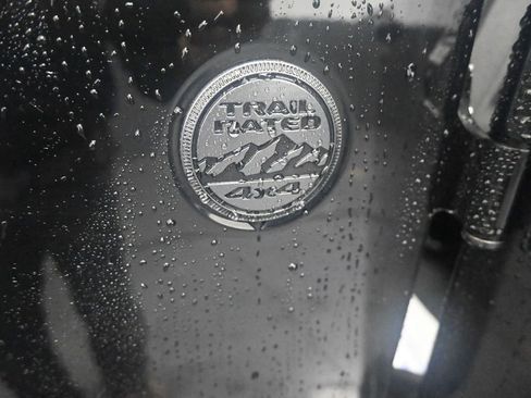 Used 2023 Jeep Wrangler Sport S image 15