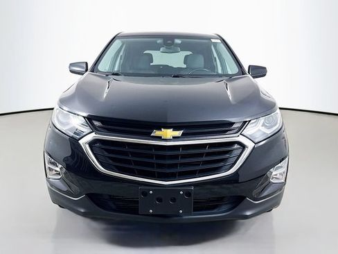 Used 2020 Chevrolet Equinox LT w/ Driver Convenience Package AWD/4WD image 2